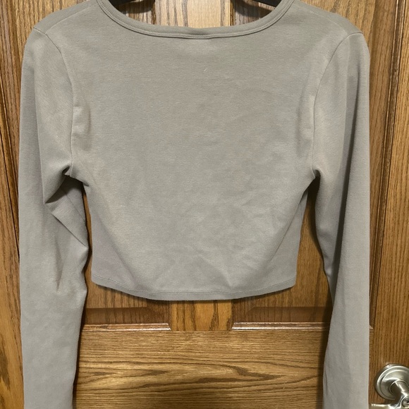 Sunday Best  Tan Long Sleeve Crop Blouse - Picture 4 of 4
